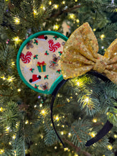 Load image into Gallery viewer, "Standard" Mistletoe Mashup