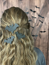 Load image into Gallery viewer, Hair Clips / Bow Bauble