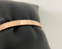 Load image into Gallery viewer, Luxe Mouse Bangle- BLACK FRIDAY EXCLUSIVE OFFER